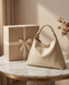 Сумка ERMANNO 12402134 LARGE HOBO AVERY 381 IV IVORY 3025 фото 3