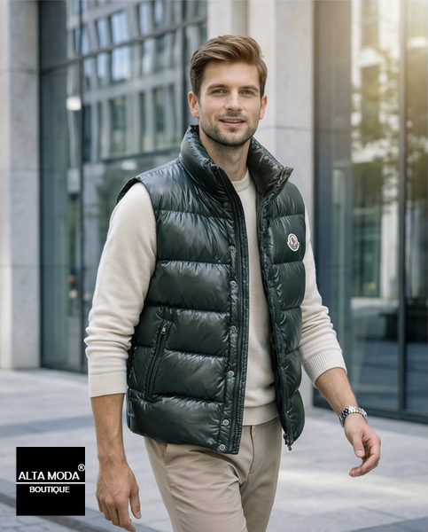 Жилет MONCLER A09668950 GREEN 7477 фото