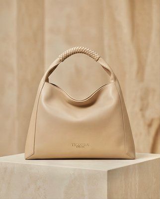 Сумка ERMANNO 12402134 LARGE HOBO AVERY 492 SA SAND 3023 фото